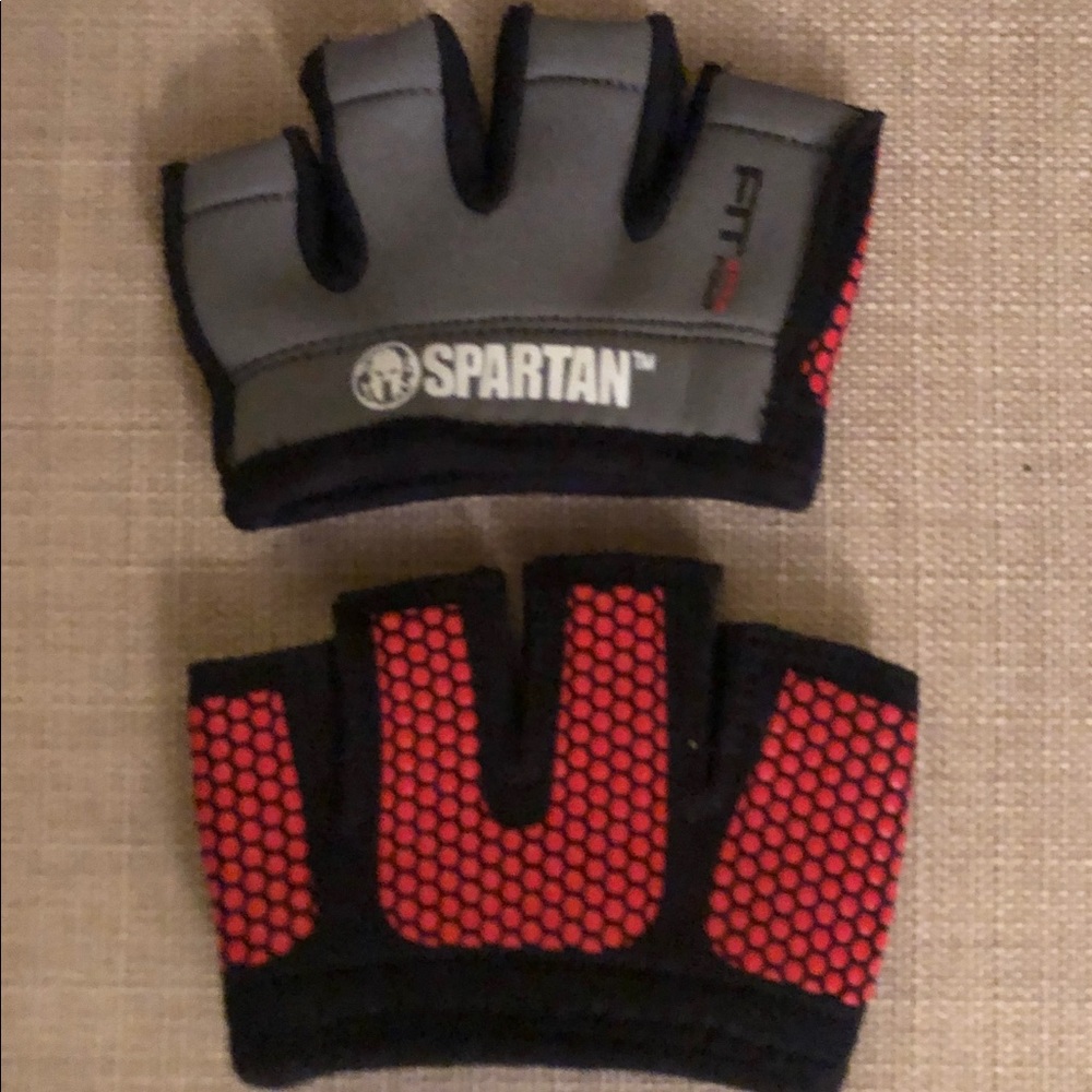 Spartan Fit Four Gloves